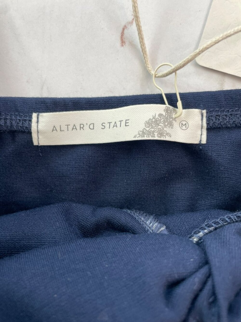Altar'd State Navy Blue Sleeveless Crop Top Adj Straps Sweetheart Neck Sz M NWT - Picture 5 of 7